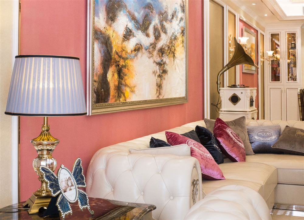 佛山市美的·金地·新明珠·鳳翔灣壹號(hào)歐式風(fēng)格三居室裝修案例