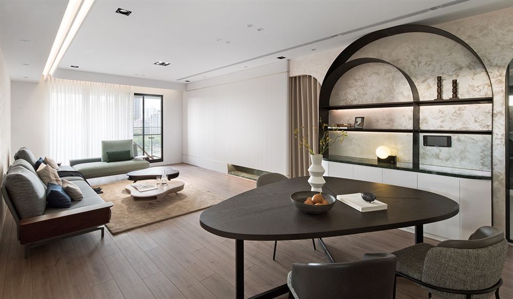 佛山市融創(chuàng)半島壹號現(xiàn)代簡約風格四居室裝修案例