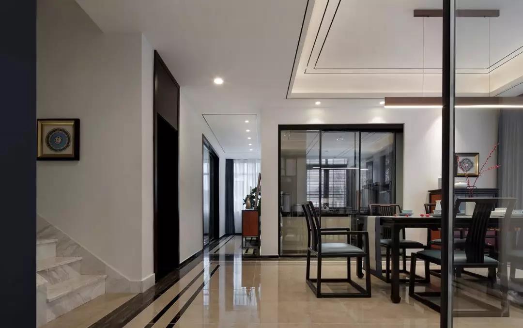 裝修公司新中式風(fēng)格別墅裝修效果圖-餐廳走廊 裝修公司新中式風(fēng)格別墅裝修效果圖-餐廳走廊